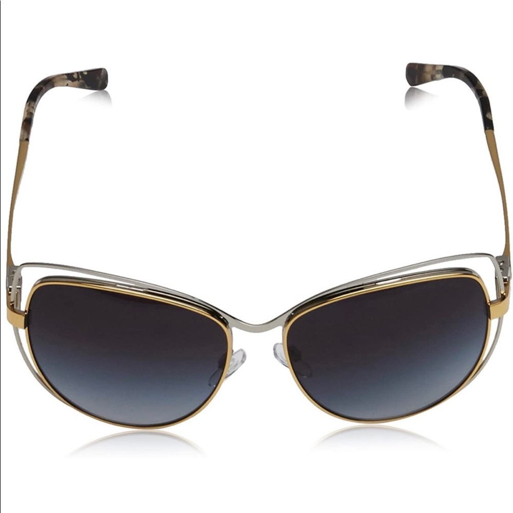 Michael Kors sunglasses are created with a polished, sleek, sophisticated Style!